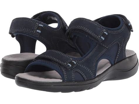 safe sandals for seniors